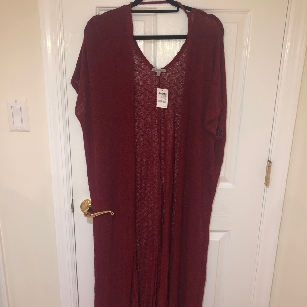 Red lightweight knit short sleeve duster cardigan